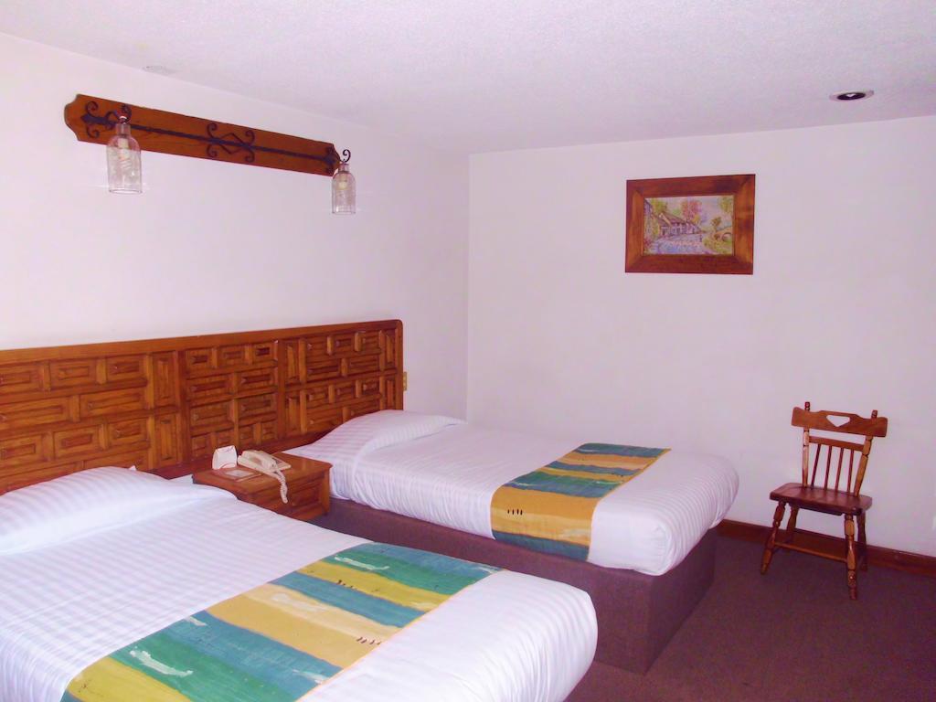 Hotel La Posada Apizaco Room photo